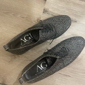 AGL Women’s Black and White Italian Leather Oxford Shoes Size 7